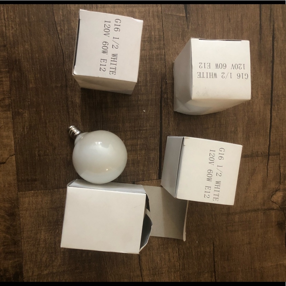 Pack of 4 light bulb